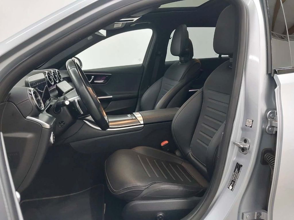 MERCEDES-BENZ C-Class 2023