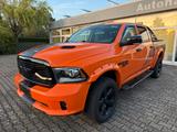 Dodge RAM 5.7 V8 ORANGE 6 Sitzplätze - Dodge: Orange
