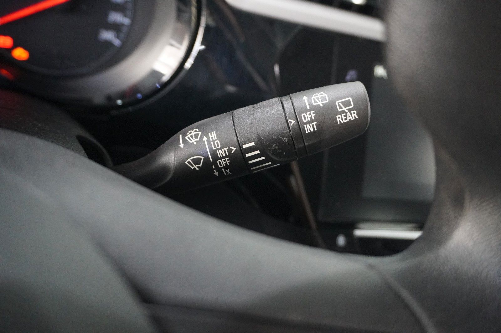 Fahrzeugabbildung Opel Corsa F 1.2 EDITION NAVI/KAMERA/TEMP./PDC/DAB+