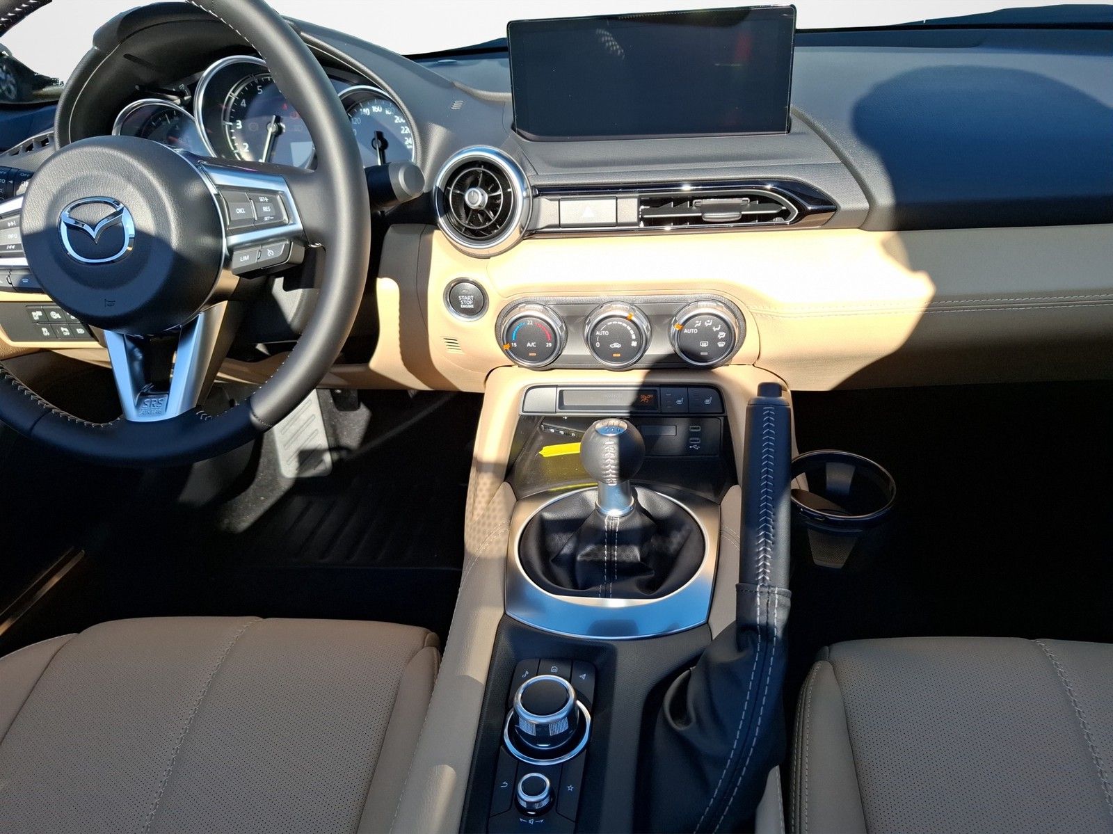 MAZDA MX-5 1.5L SKYACTIV-G 132PS Kazari - Image 14