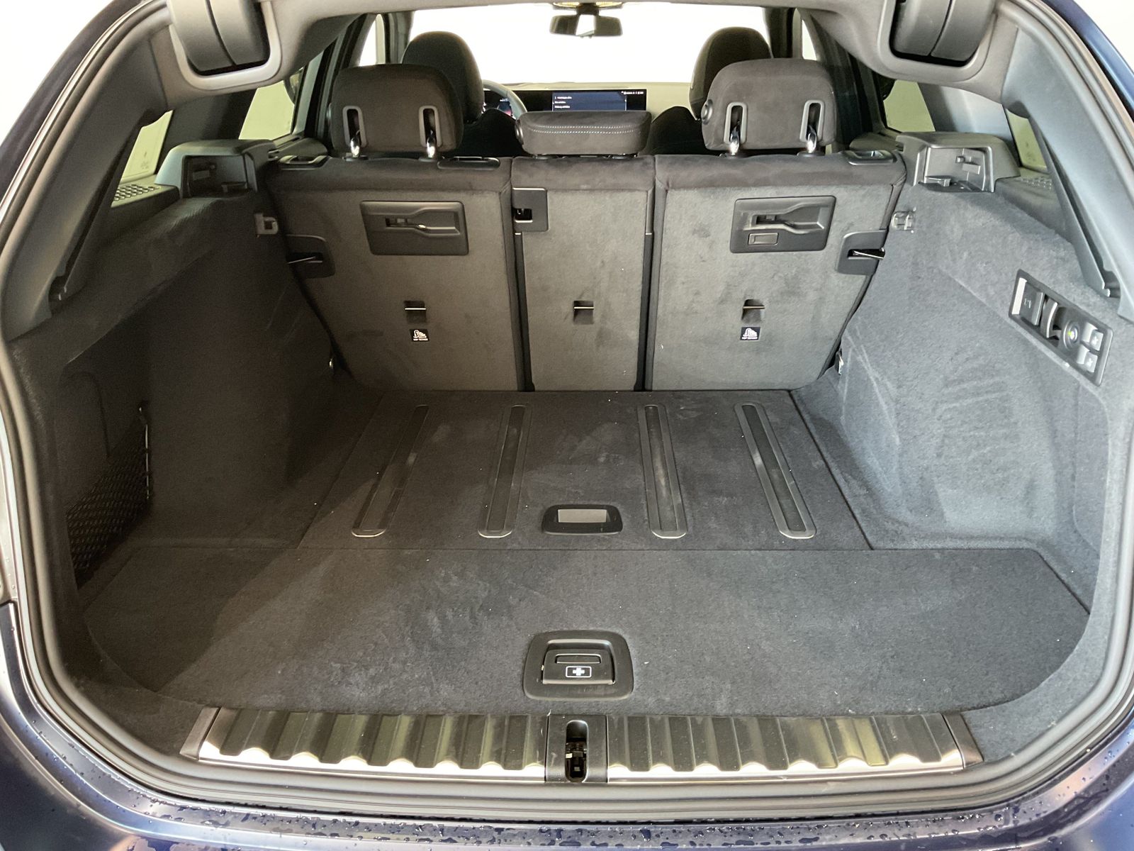 Fahrzeugabbildung BMW 320d Standheizung, Panorama Glasdach, Komfortzug