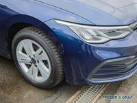 Volkswagen Golf 8 Var. 2.0 TDI Life DSG AHK LED Navi Sitzh.