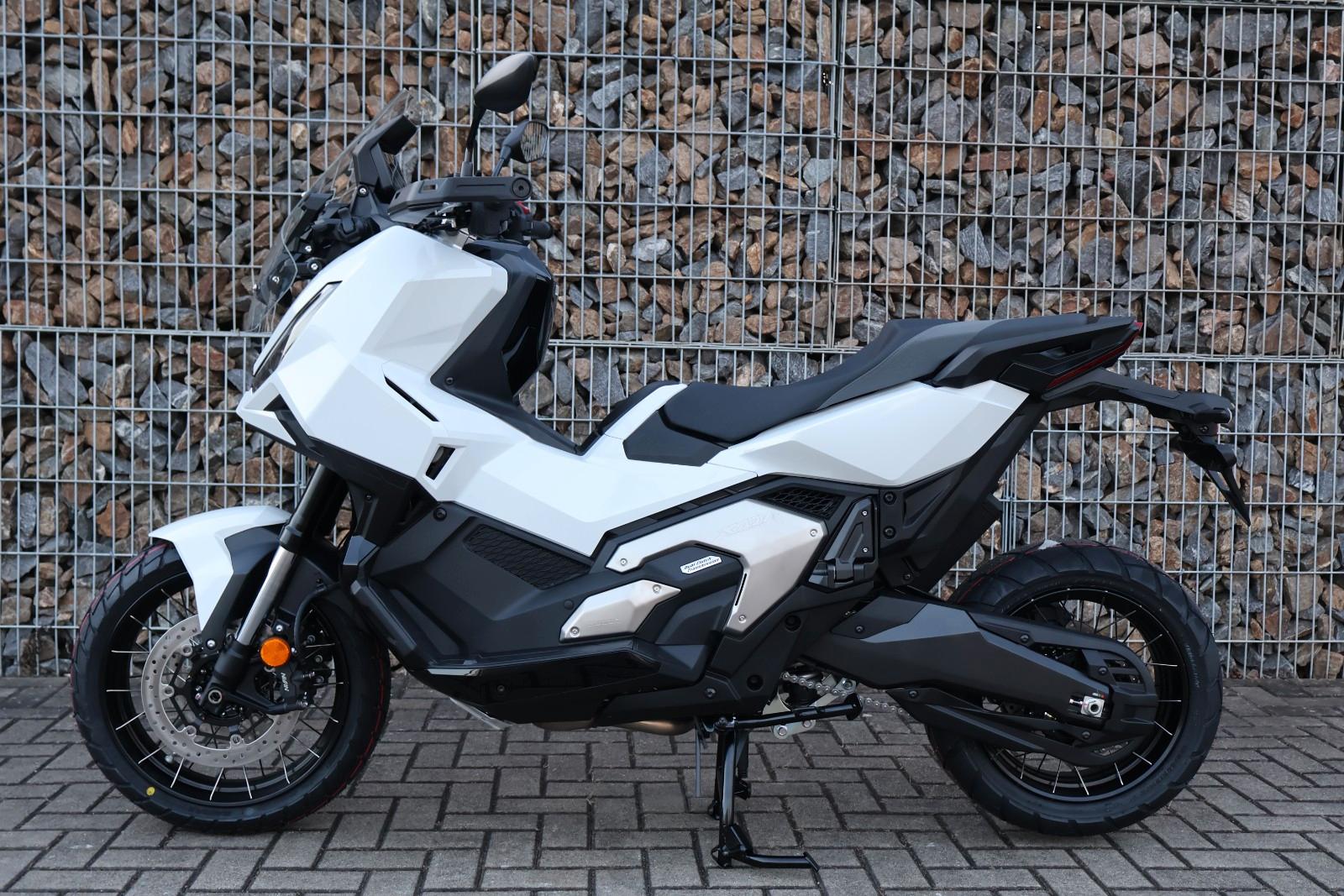 Honda X-ADV 750 / Tageszulassung