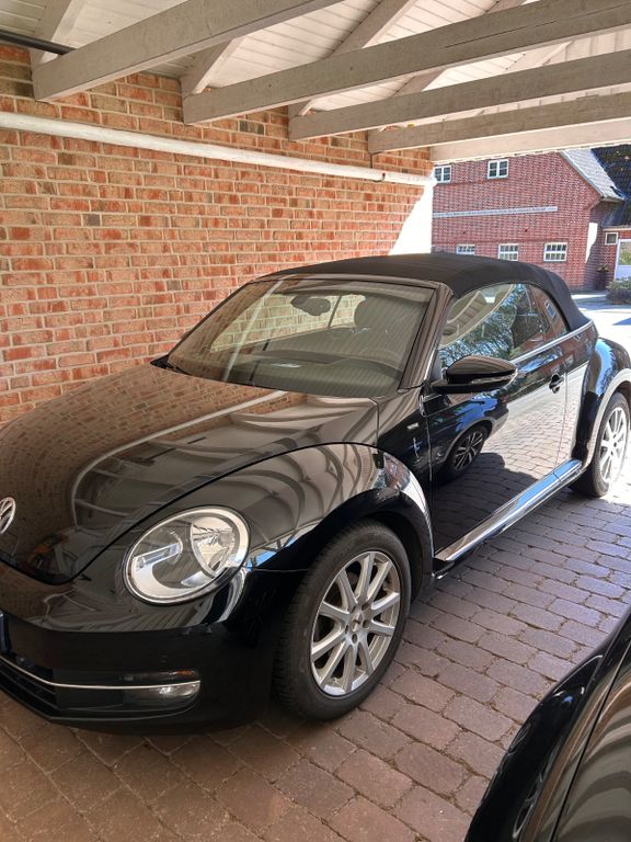 Image of Volkswagen Beetle