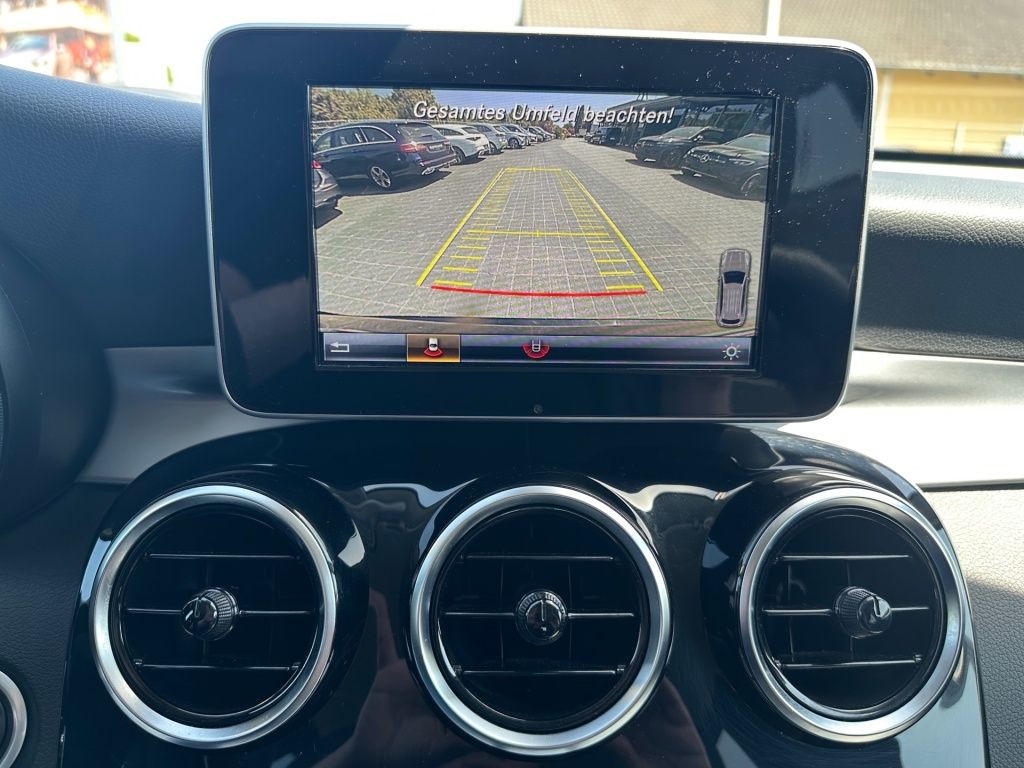 Fahrzeugabbildung Mercedes-Benz GLC 250 4M LUXURY LED SHZ Tempomat KAM CD