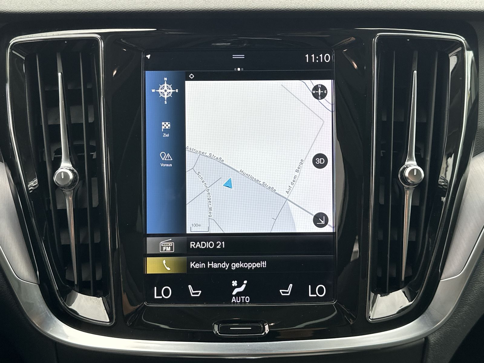 Fahrzeugabbildung Volvo V60 Inscription Hybrid AWD NAV+LED+PANO+AHK+H&K