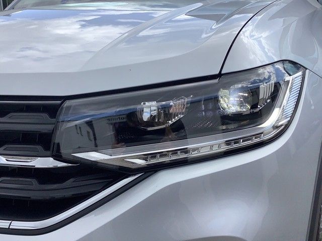 Fahrzeugabbildung Volkswagen T-Cross DSG R-Line LED ACC Climatronic PDC SH LM