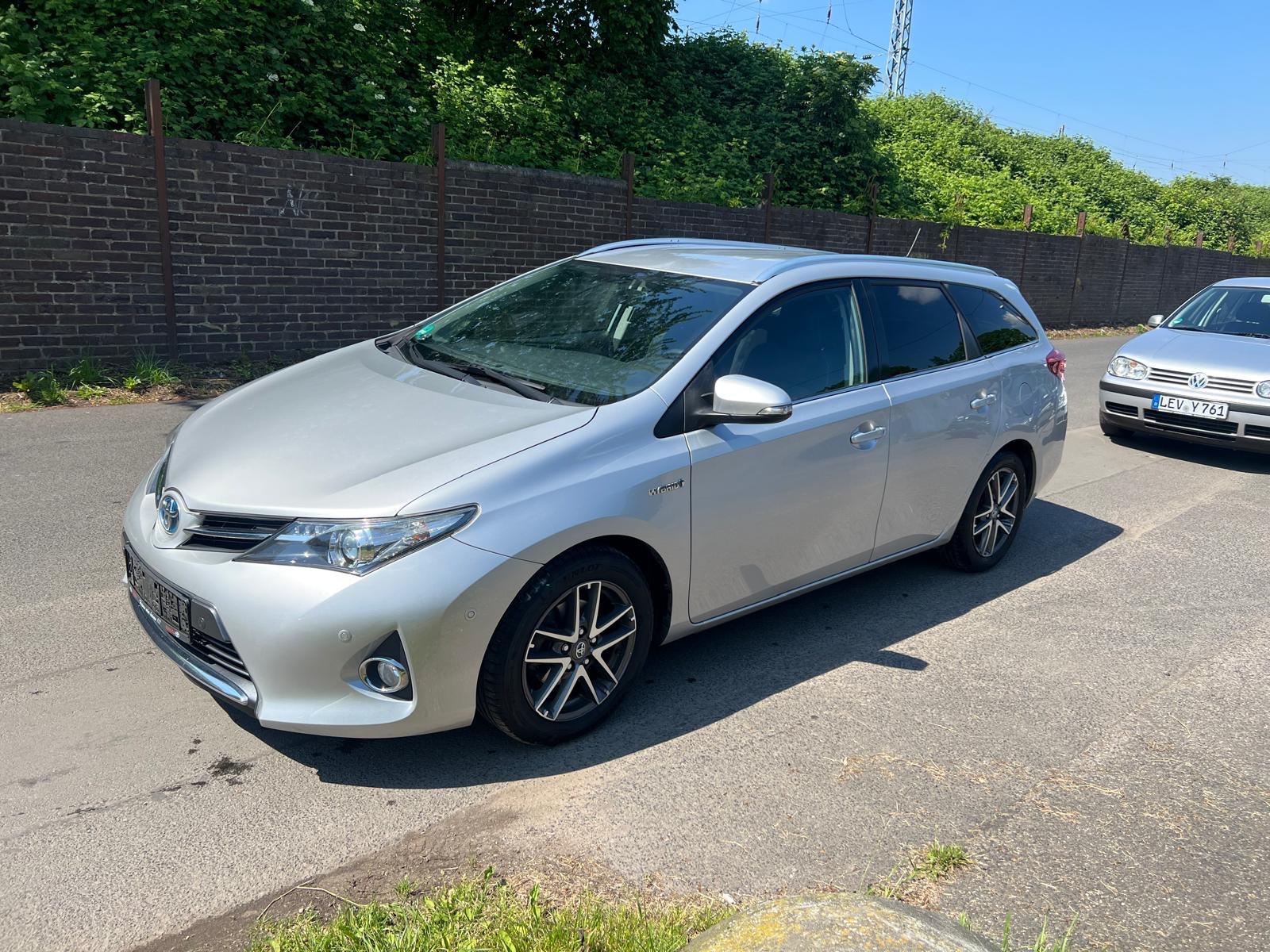 Toyota Auris Touring Sports Hybrid Edition