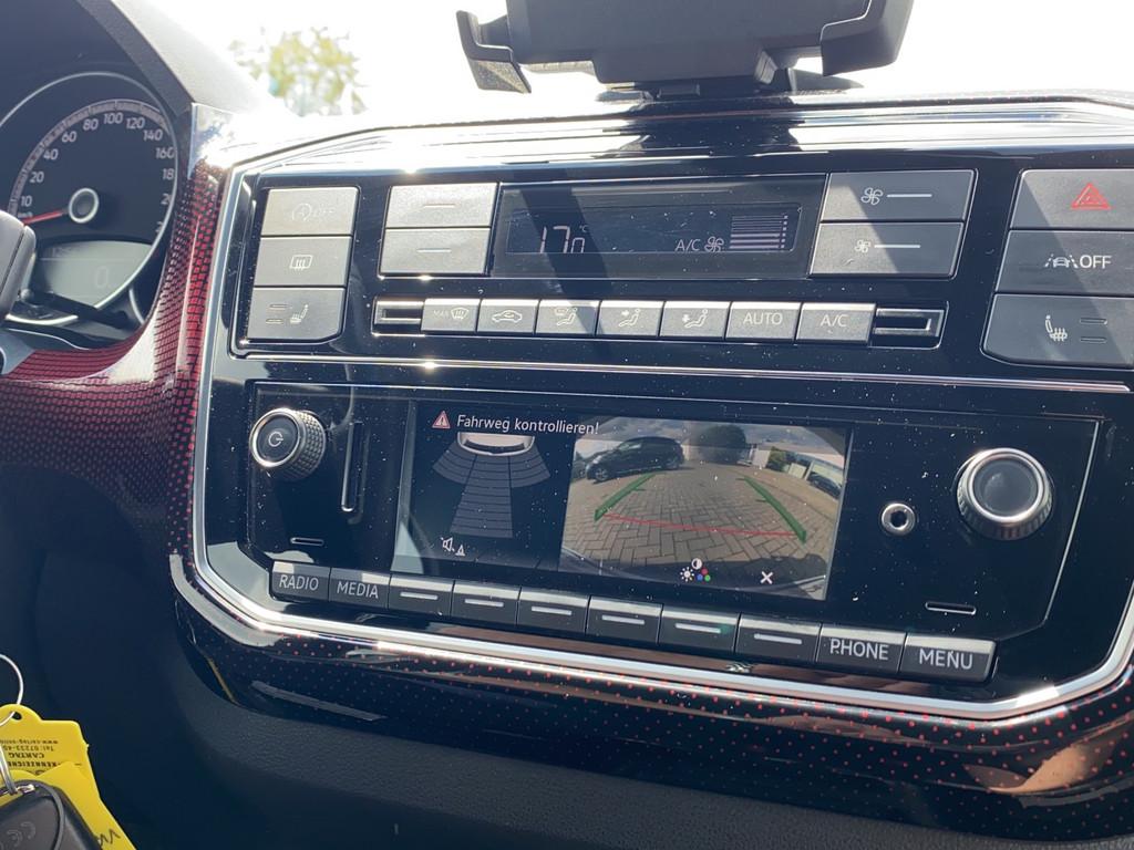 Volkswagen Up GTI 1.0 TSI Rückfahrkamera + Tempomat + SHZ, миниатюра 17