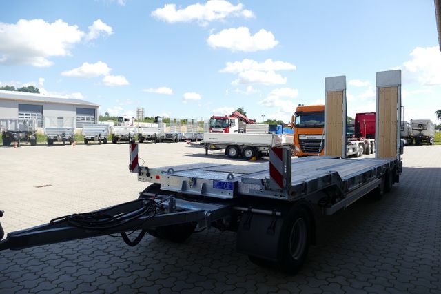 Müller-Mitteltal T3 Profi 30,0 Neu, Baggerstielablage, hydr. Ramp