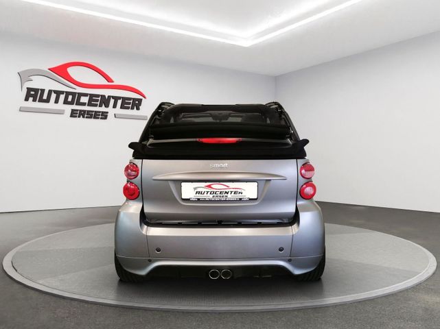Smart forTwo Brabus Cabrio Navi Tagfahrlicht SHZ 17"Al