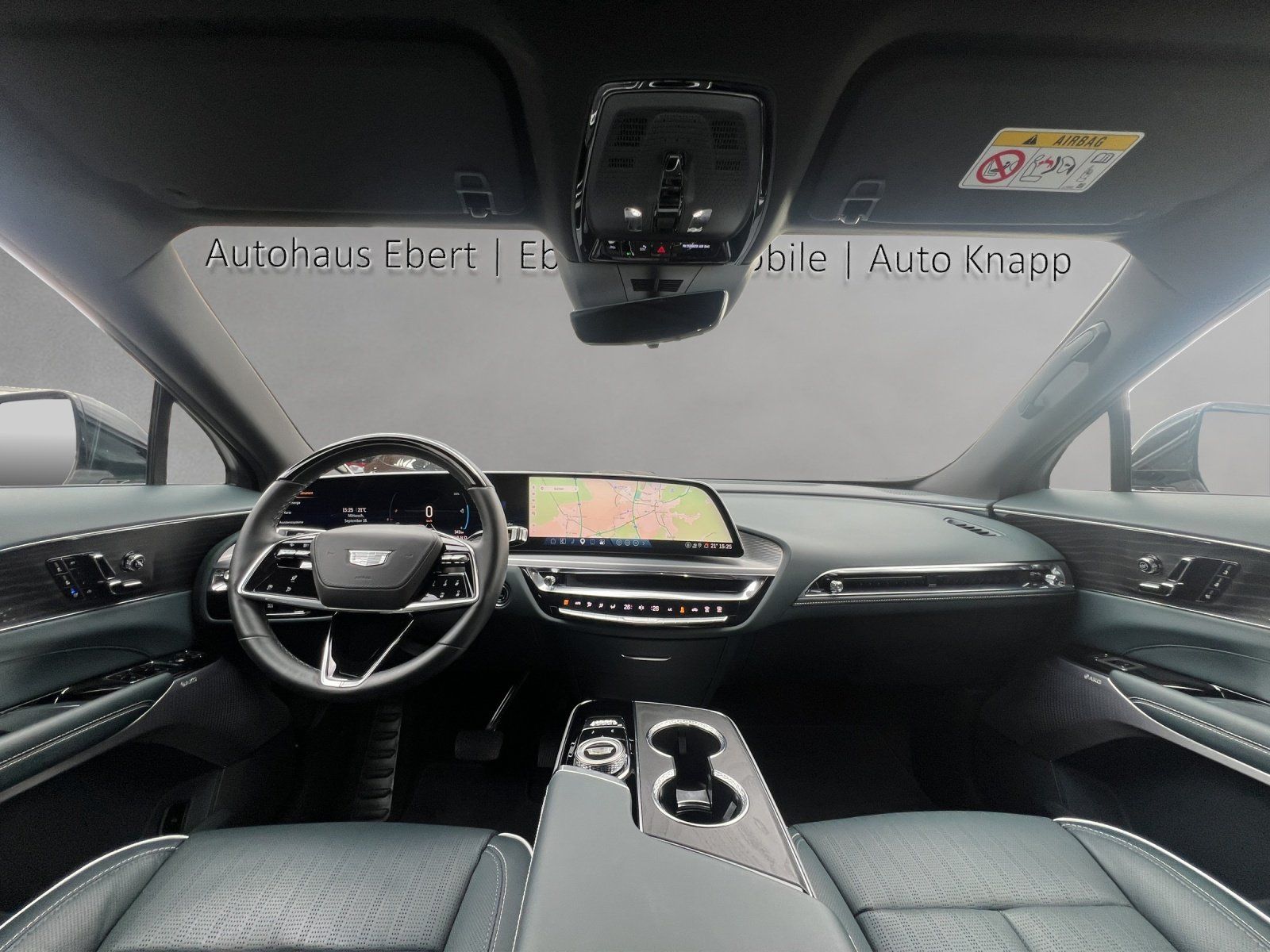 Fahrzeugabbildung Cadillac Lyriq AWD Sport/PANO-DACH/MASSAGE/AKG/ACC/360°KA