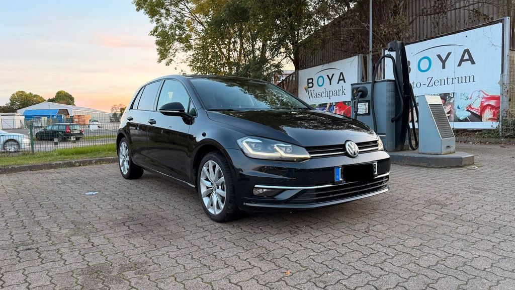 Image of Volkswagen Golf