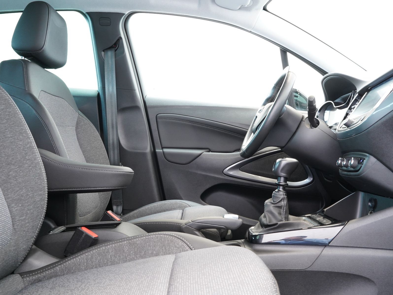 Fahrzeugabbildung Opel Crossland (X) 1.2 Turbo Elegance LED/NAVI/KAMERA