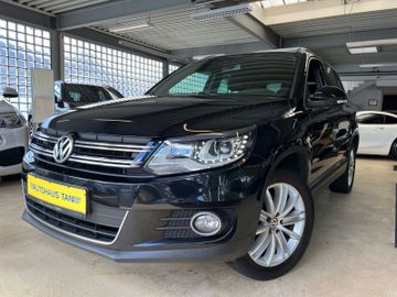 Volkswagen Tiguan - 1