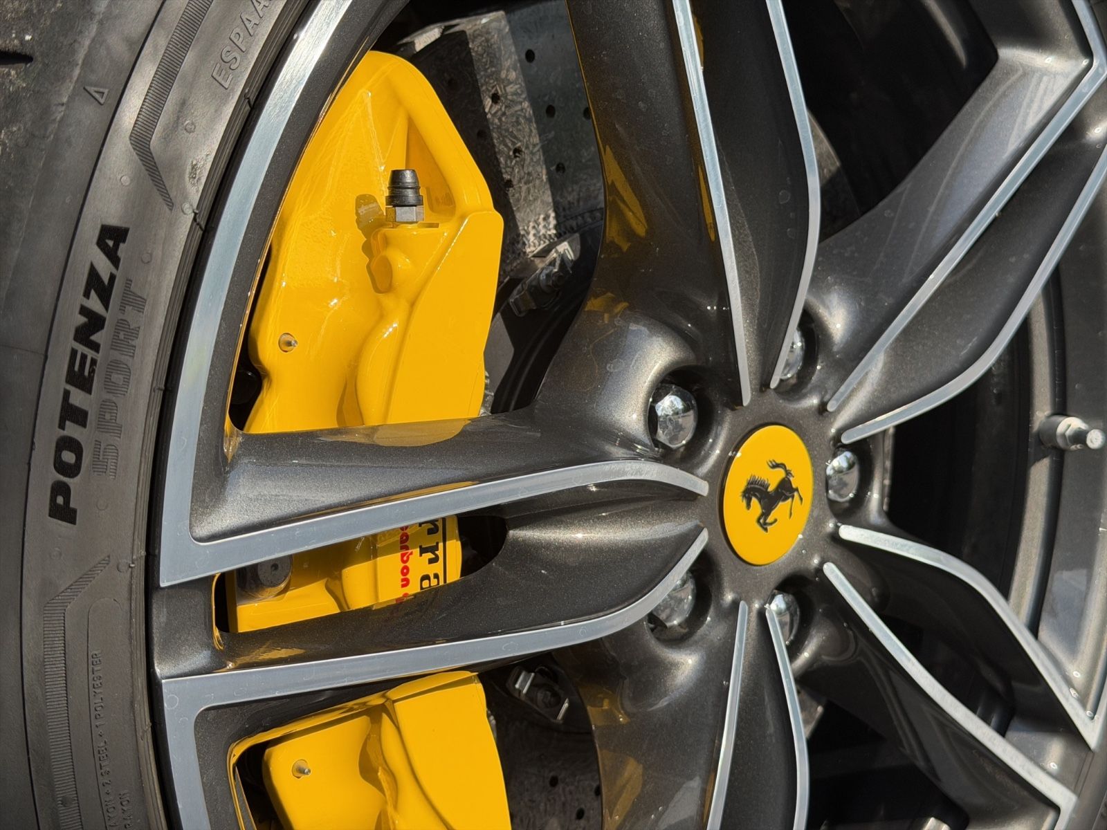 Ferrari Roma - Bild 10