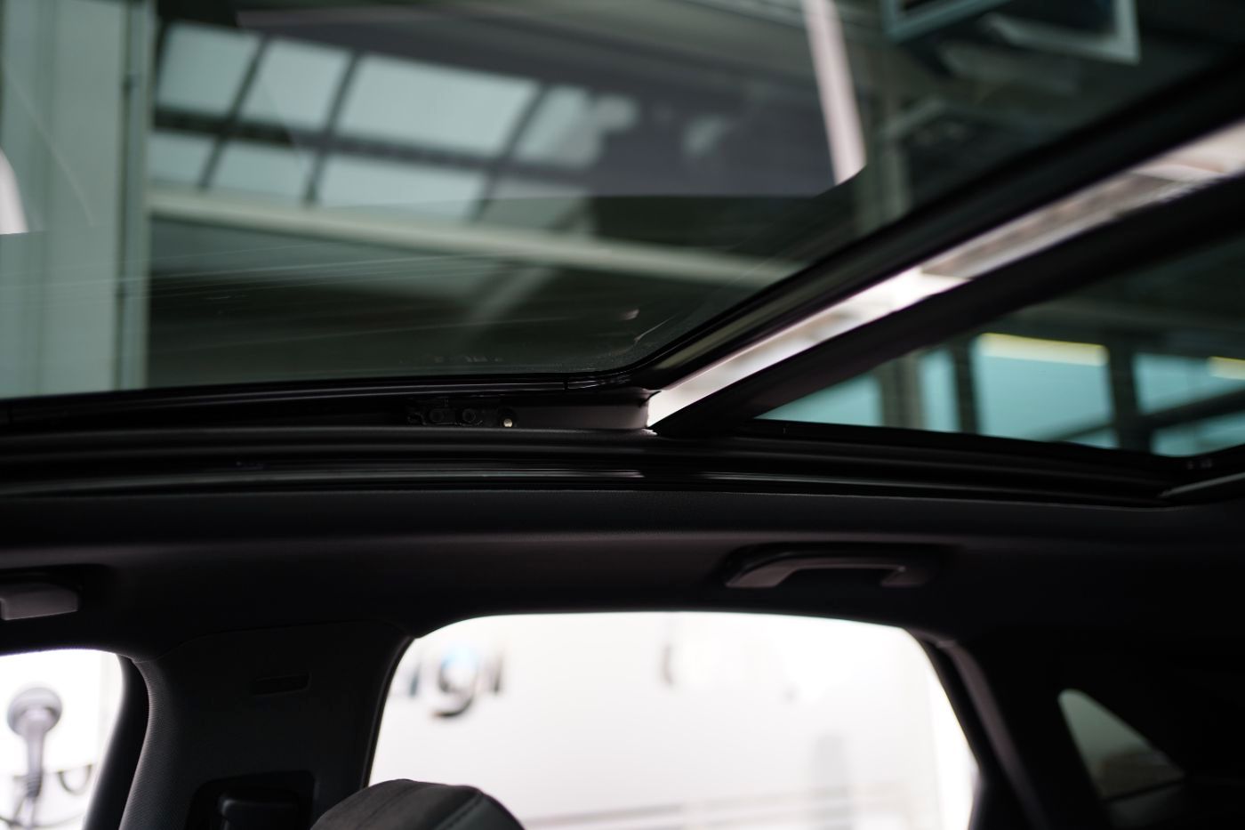 Fahrzeugabbildung DS Automobiles DS7 BlueHDi 130 EAT8 Performance Line+ Focal Nav