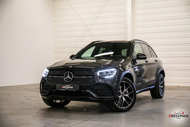 Mercedes-Benz GLC 300e 4M AMG-Line NIGHT MBUX PANO VIRTUAL LED