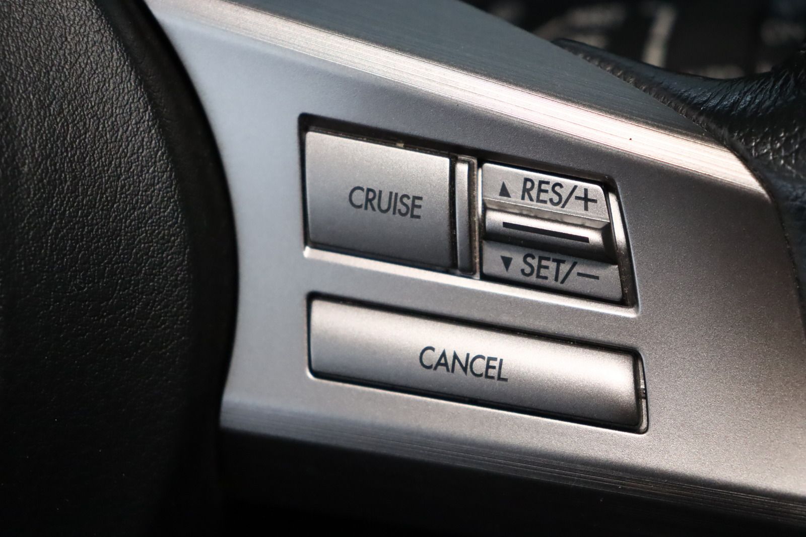 Fahrzeugabbildung Subaru Legacy Kombi 2.0D Outback Comfort Navigation