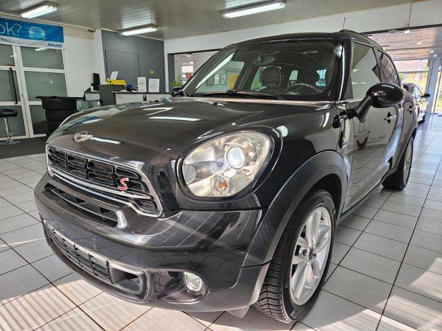 MINI COOPER SD Countryman*Xenon*Navi*PDC*SHZ*PANO