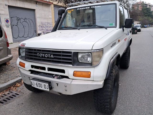 Toyota Land Cruiser 3.0 turbodiesel MOD CINESINO