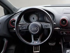 AUDI S3 2.0 TFSI Limo quattro~Stronic~Leder
