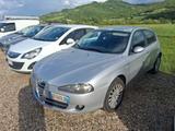 Alfa Romeo ALFA ROMEO 147 1.9 JTD (120) 5 porte Distinctive - silberne Alfa Romeo 147