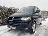 Volkswagen T5 Multivan 185tkm , Motor 95tkm - : Van, Multi
