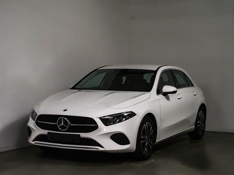 Mercedes-Benz A 180 PROGRESSIVE+AHK+LENKRADHEIZ+KAMERA+LED+