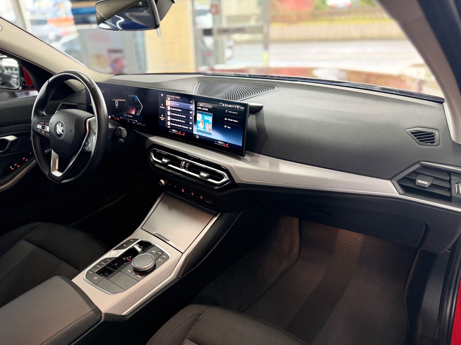 BMW 320 d xDrive Touring III Driving Assistant III foto 17