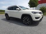 Jeep Compass Limited 4WD Panorama* RFK* SHA* WKM* - Jeep Gebrauchtwagen in Wiesbaden