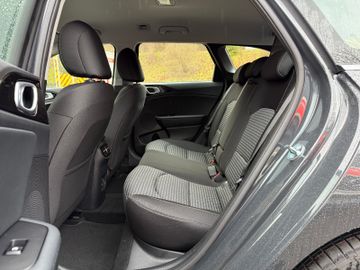 Kia Ceed SW 1.5T DCT7 Vision Komfort+ Navi Kamera