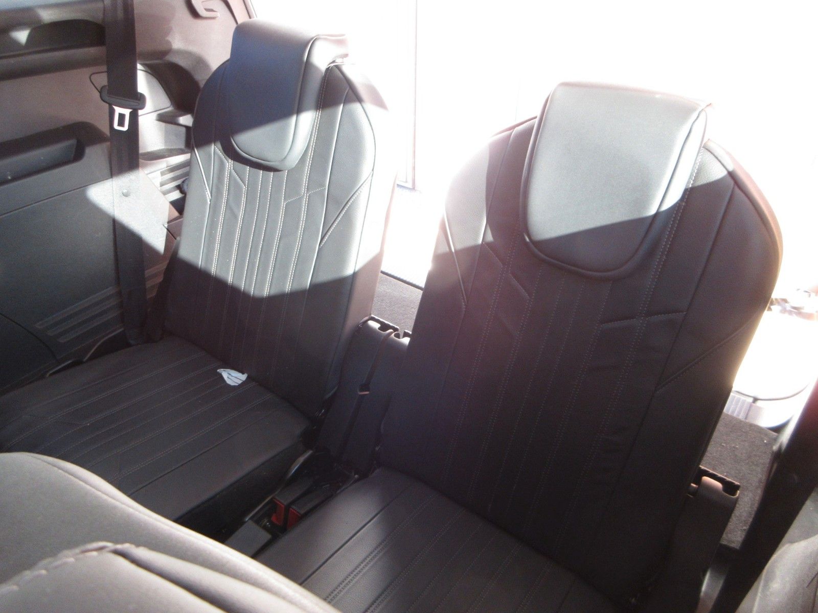 Fahrzeugabbildung Peugeot 5008 Allure 1.5D  NAVI/LEDER/PDC/R´CAM/AHK