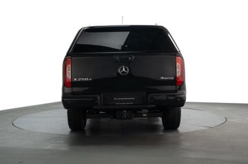 Mercedes X 250 - 8