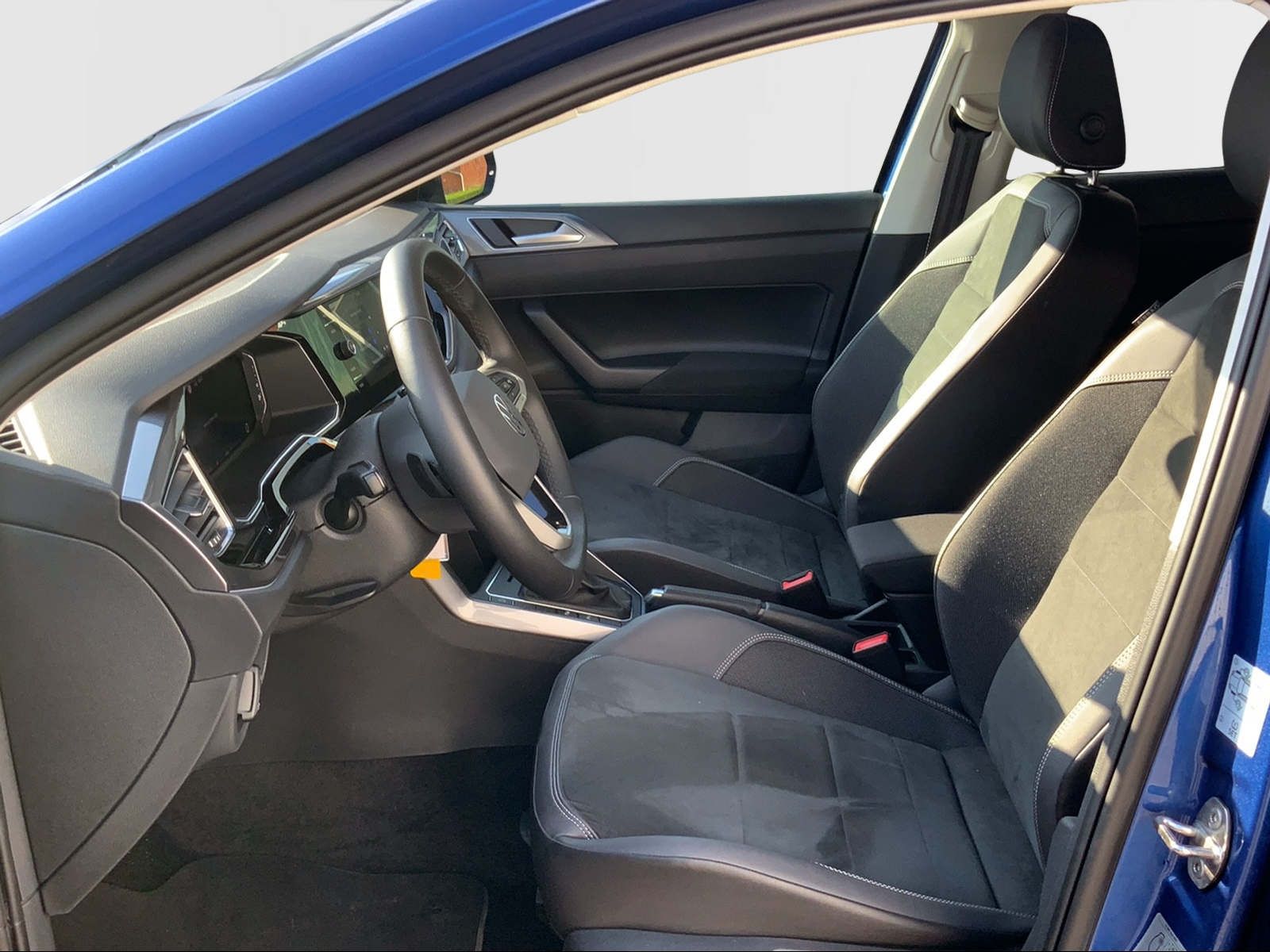 Polo 1,0 TSI Style, IQL,SHZ,NAV,RFK.