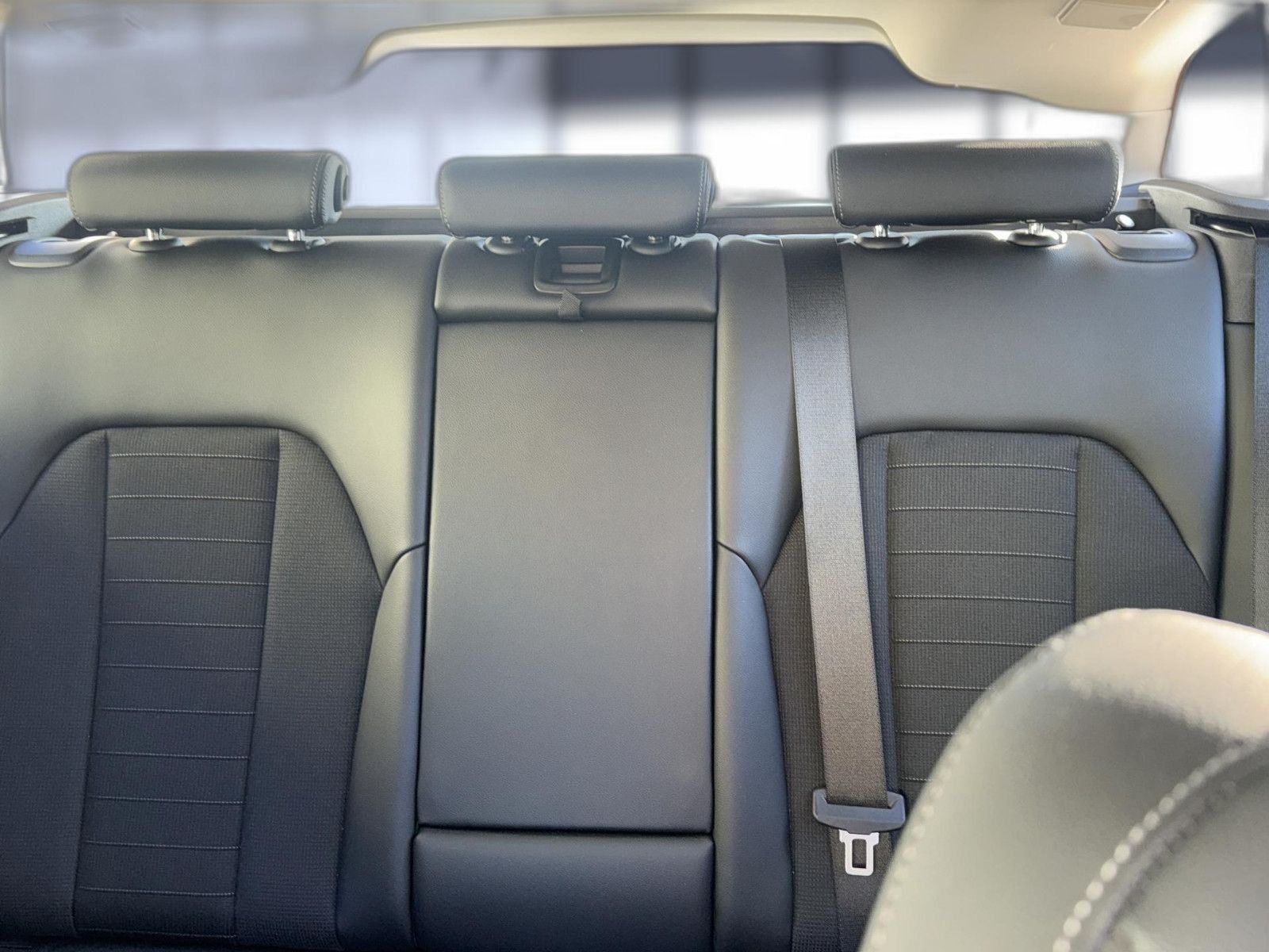 Fahrzeugabbildung BMW 320 e Sport Line/ 1. Hand / unfallfrei