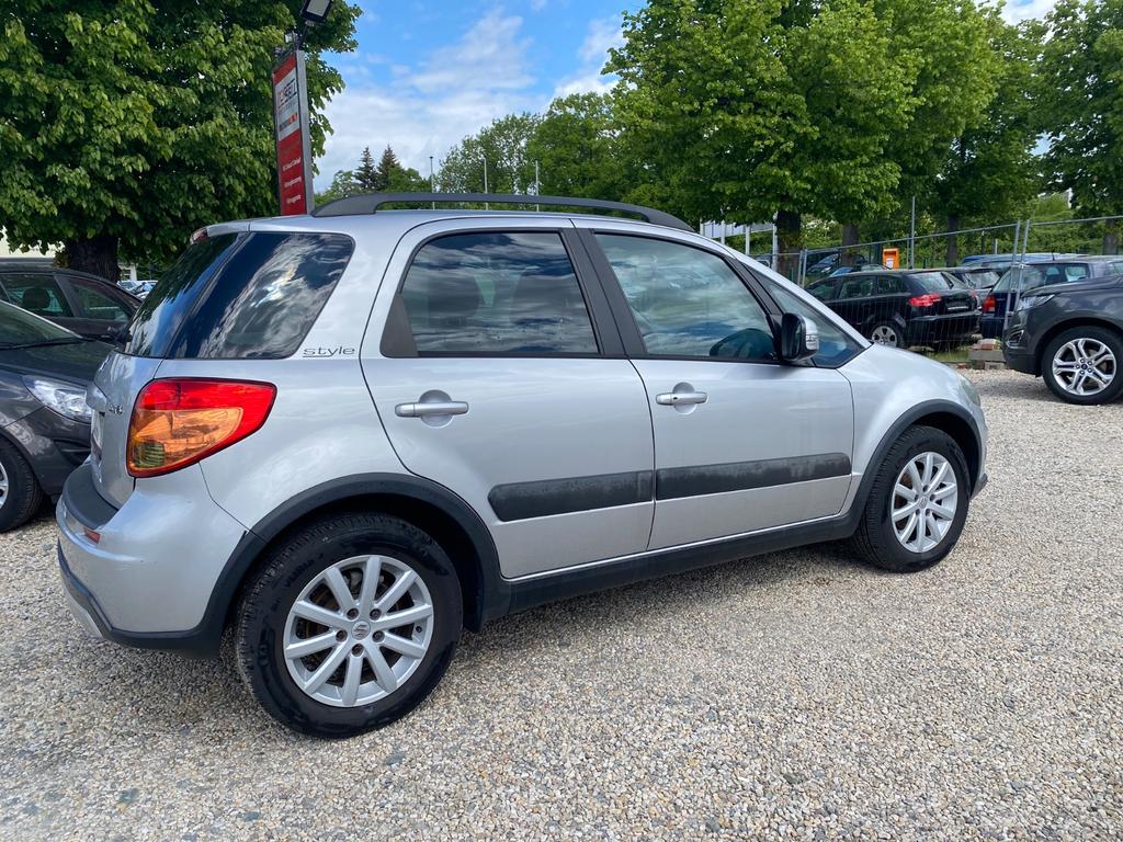 Suzuki SX4