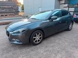Mazda 3 Skyactiv / 2.2Diesel / 8Fach bereift - Mazda 2 in Karlsruhe