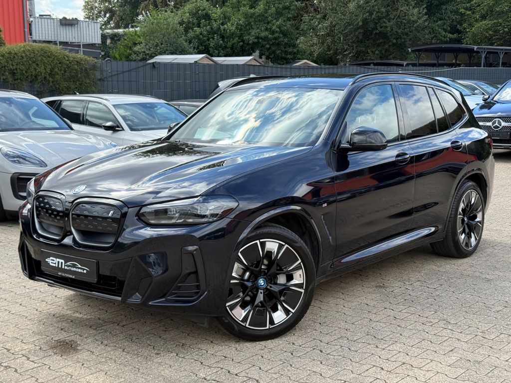 Image of BMW iX3