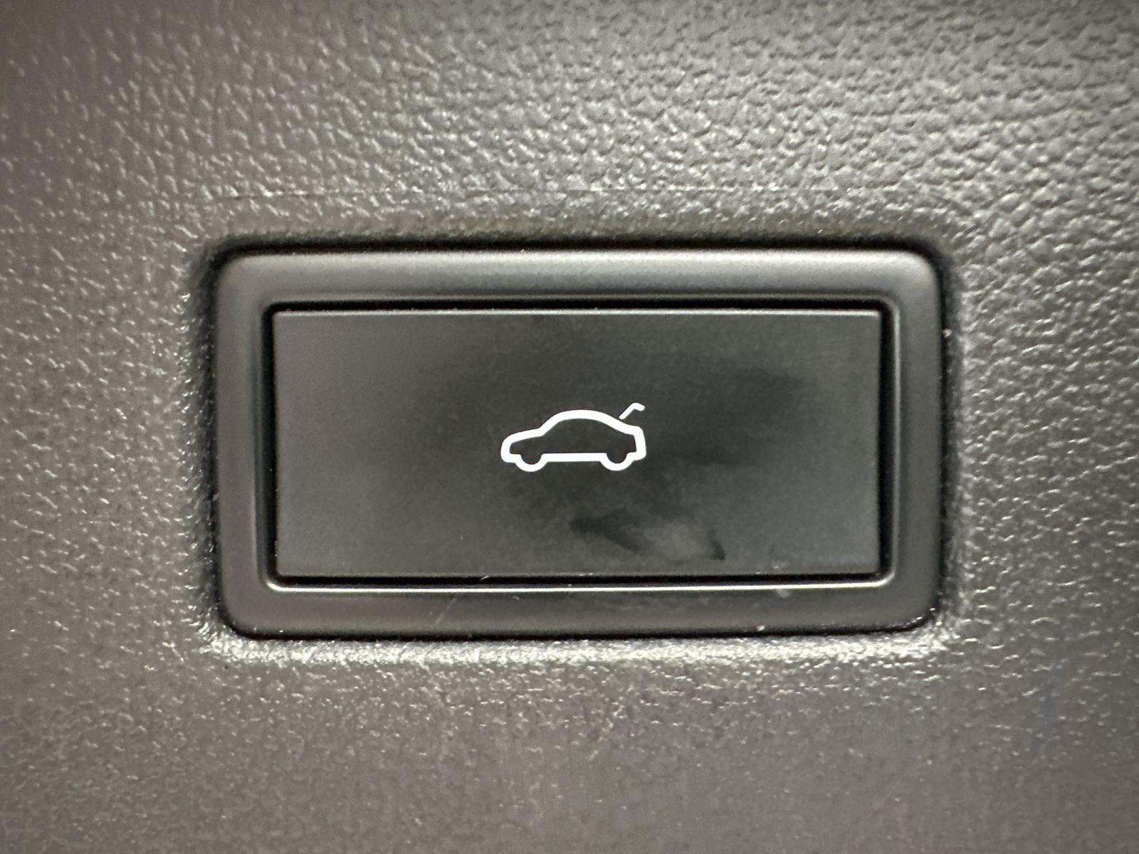 Fahrzeugabbildung Volkswagen Tiguan Allspace Life 4Motion NAV+LED+AHK+KAM+ACC