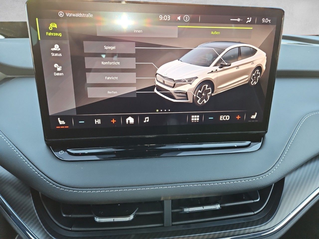 Fahrzeugabbildung SKODA Enyaq iV Coupé RS 4x4 Leder Head-Up Display AHK
