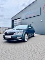 Skoda Octavia 2.0 TSI DSG 4x4 L&K Combi,  - Skoda Octavia mit Benzin-Antrieb: Allradantrieb, Kombi, 2.0