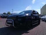 Jeep Cherokee Style*4WD*wenig KM*Trittbretter*Bullfän - gebrauchte Jeep Cherokee aus dem Jahr 2016