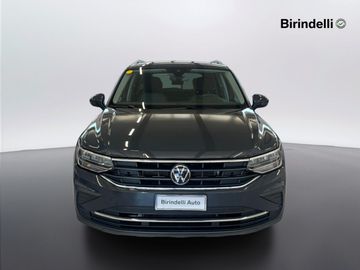 Volkswagen Tiguan - 4