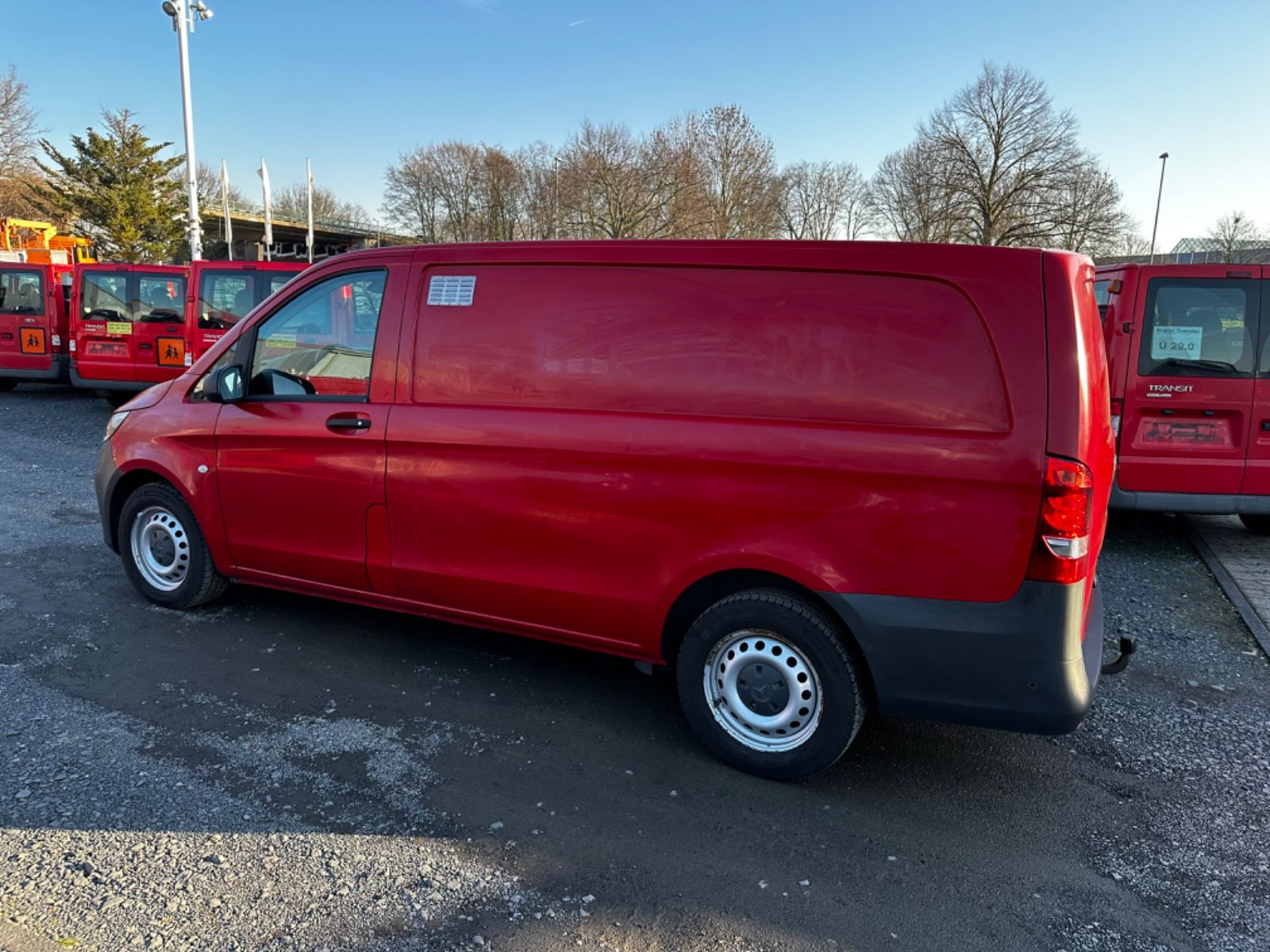 Fahrzeugabbildung Mercedes-Benz Vito Kasten 111 CDI  lang Klima Werkstattausstat