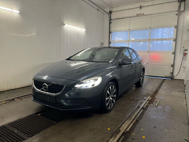 Volvo V40 T2 -