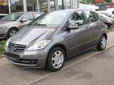 Mercedes-Benz A 160 ELEGANCE BlueEFFICIENCY AHK abnehmbar* - Mercedes-Benz A 160: Blueefficiency