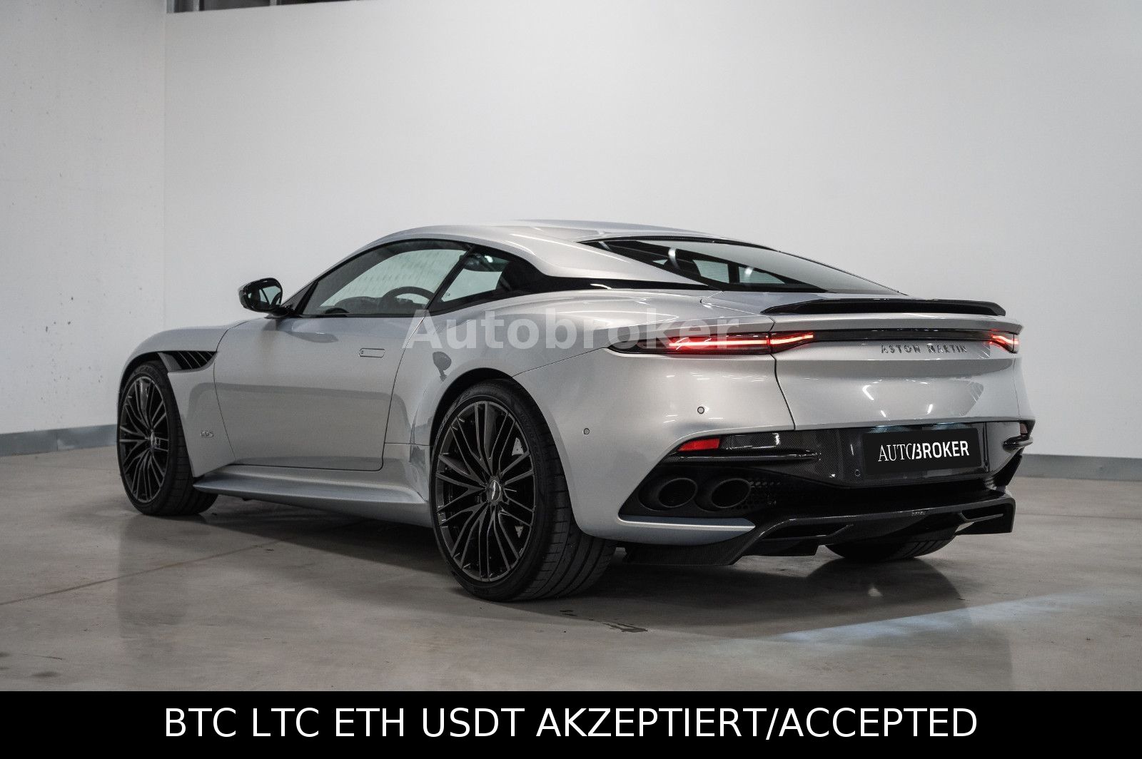 Aston Martin DBS – pogled 7