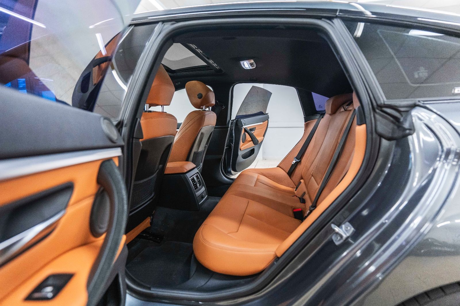 Fahrzeugabbildung BMW 440I GC M-Performance LED KAM CARPLAY H&K ALC