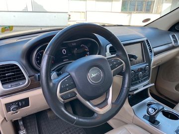 Jeep Grand Cherokee - 6